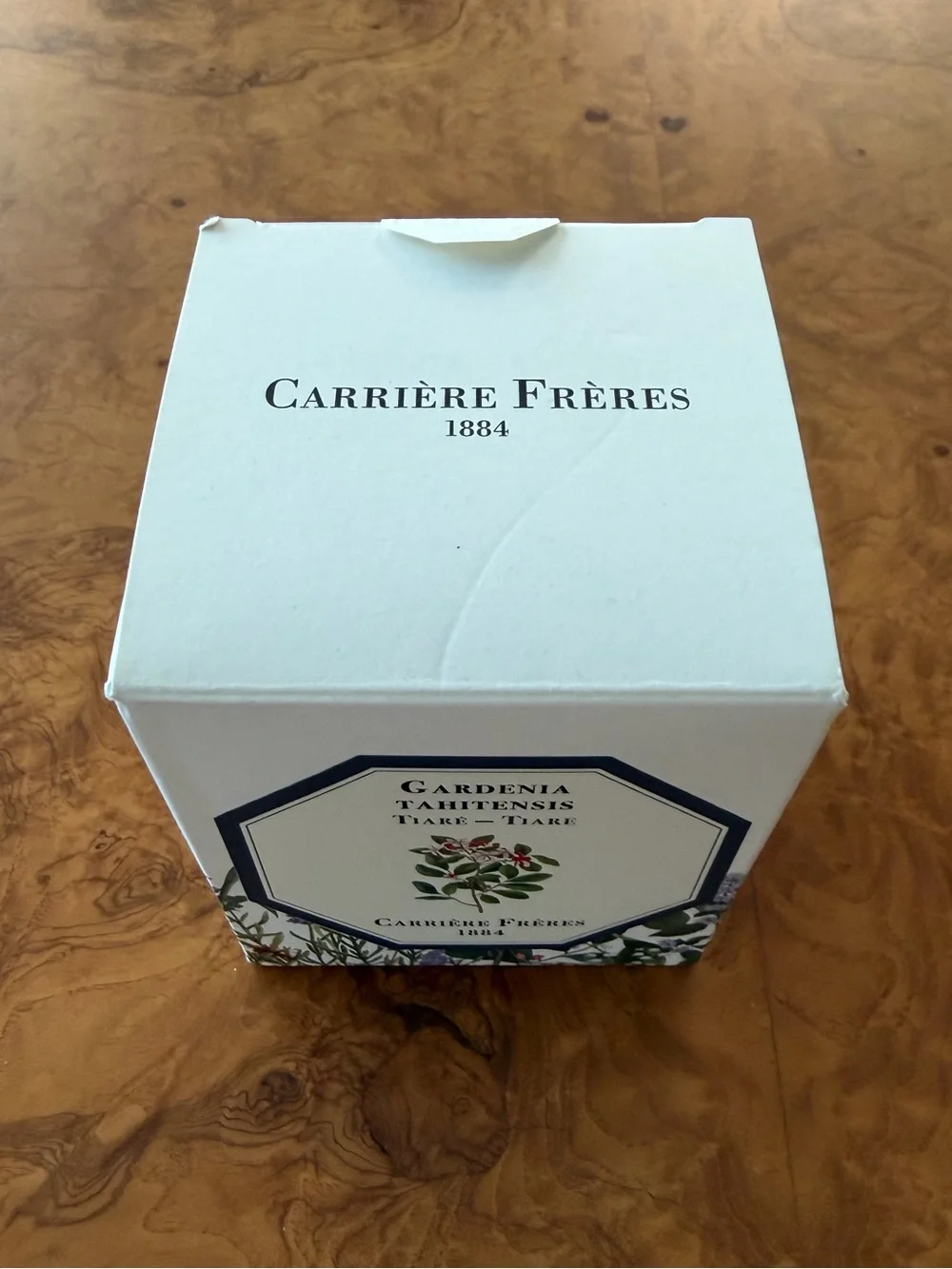 Carrière Frères Tiare (Gardenia Tahitensis) Luxury Candle - 6.5 oz NEW